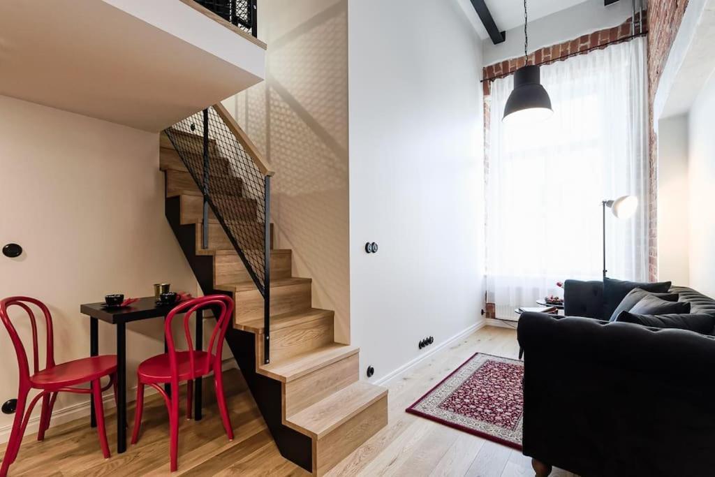Lejlighed Loft Black And Red